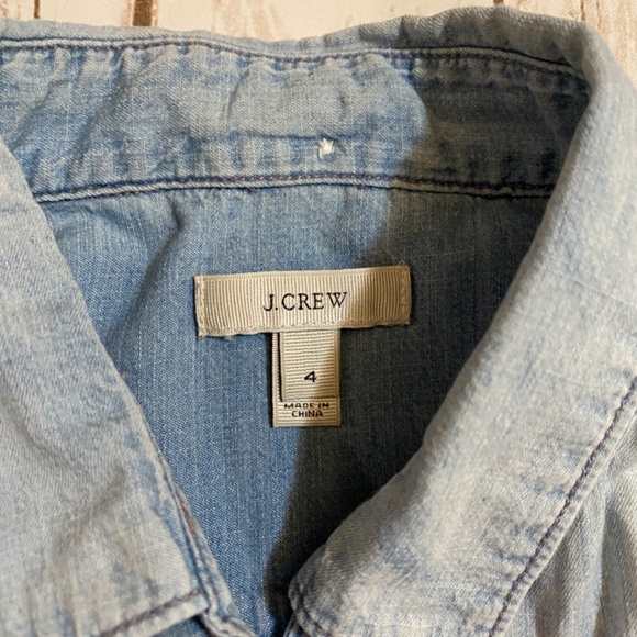 J. Crew Keeper Chambray Denim Button Down Shirt With Chest Pockets Size 4 - Picture 2 of 5